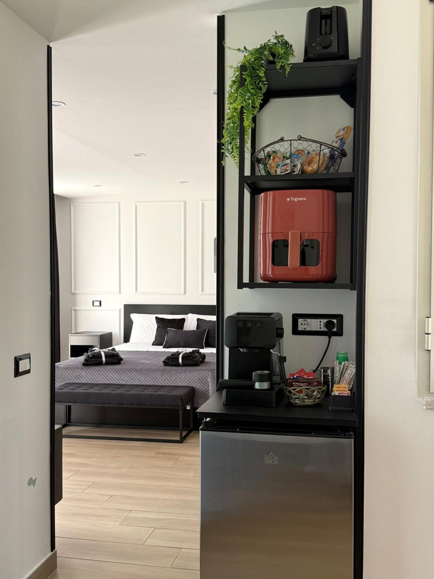 Civico 31 Luxury Rooms Кастел Сан Джорджо Екстериор снимка