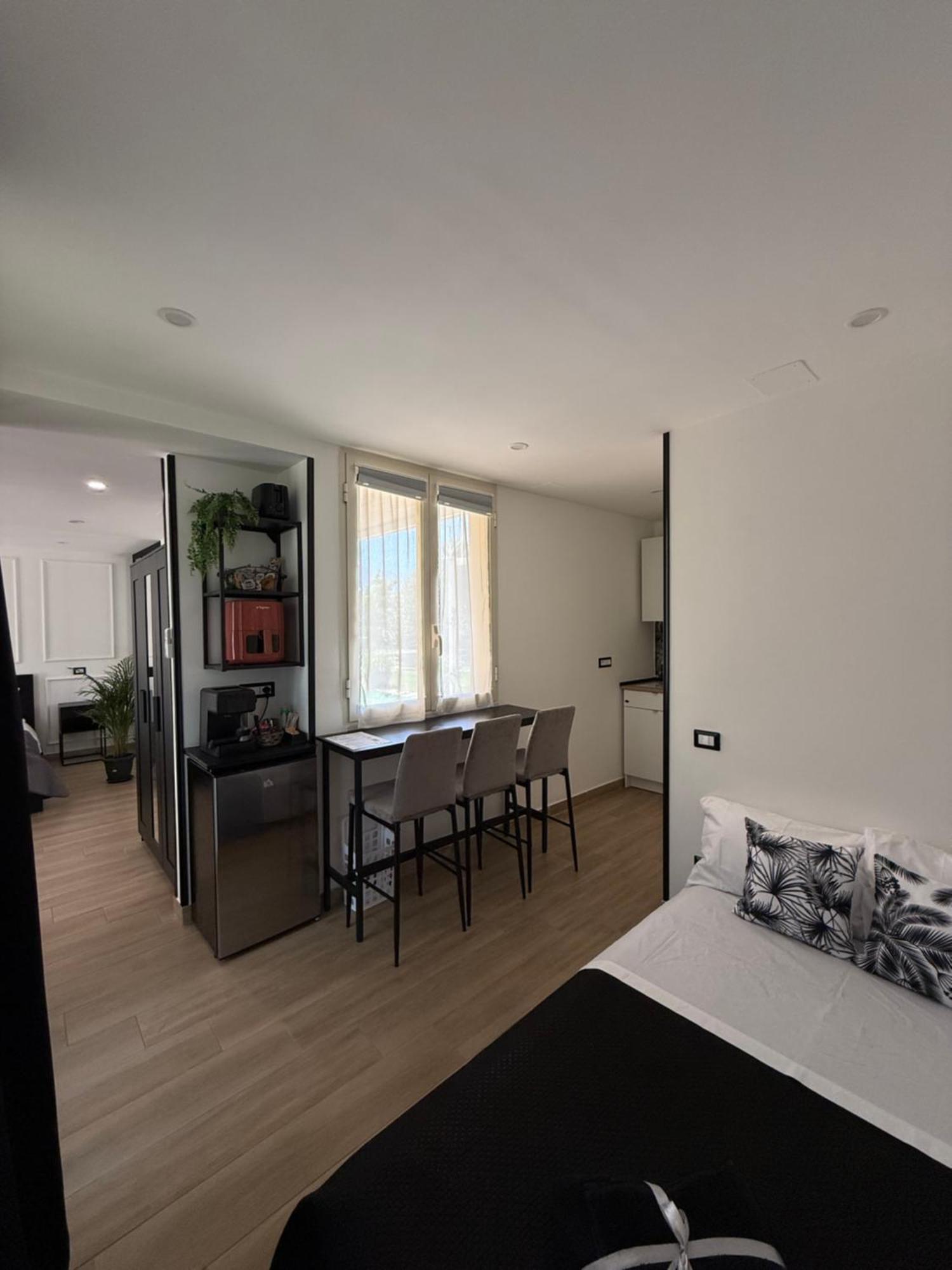 Civico 31 Luxury Rooms Кастел Сан Джорджо Екстериор снимка